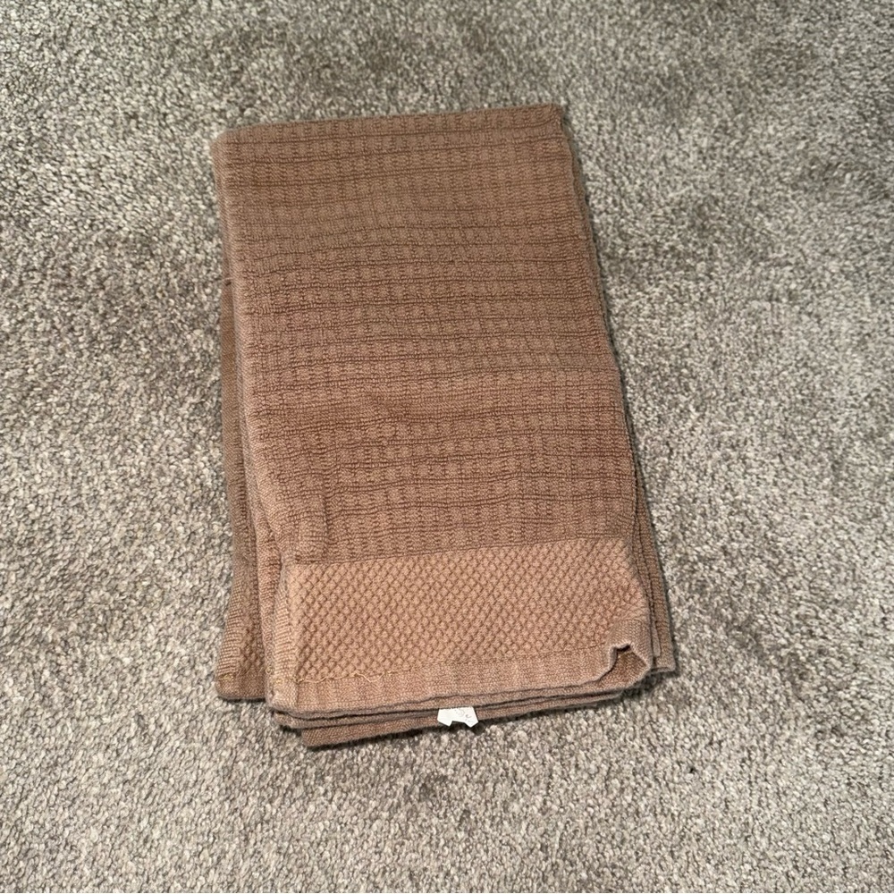 Kitchen Towels (8) - Brown & White